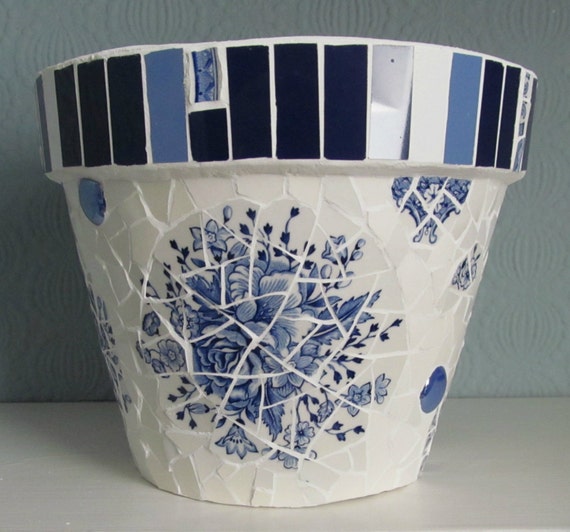 Large mosaic flower pot terracotta decorative and Large mosaic flower pot terracotta decorative and