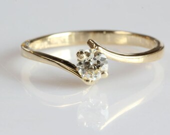 Diamond Engagement Ring-Solitaire ring- 14K Yellow Gold-Women Jewelry-Wedding Jewelry-Promise ring-Wedding&engagement-Bridal Jeweler-for her