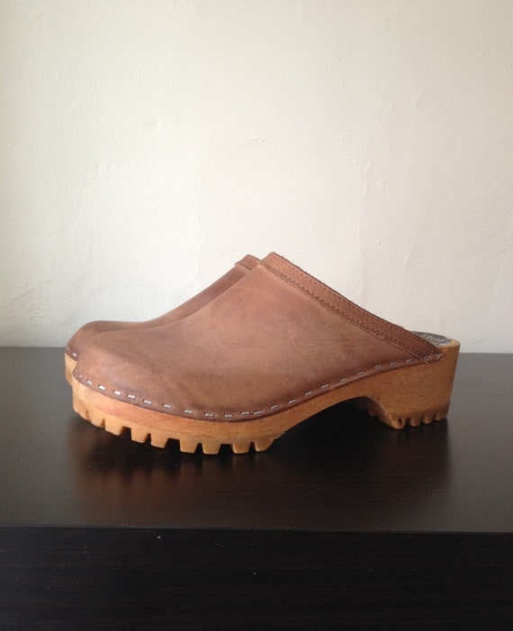 Vintage 1980's SAGA CLOGS of Sweden Tan Brown Leather