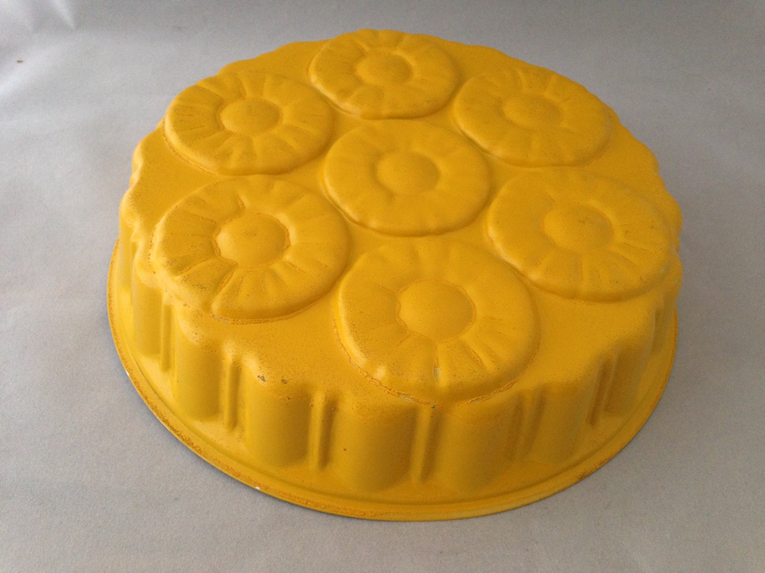 Pineapple Upside Down Cake Pan Harvest Gold