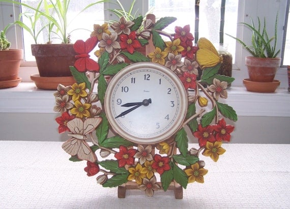 vibrant 1976 syroco butterfly & flower clock high color