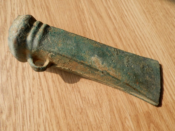 Dating bronze age axe heads