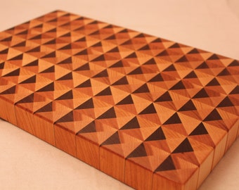 Amazing 3D Wood End Grain Cutting B oard 