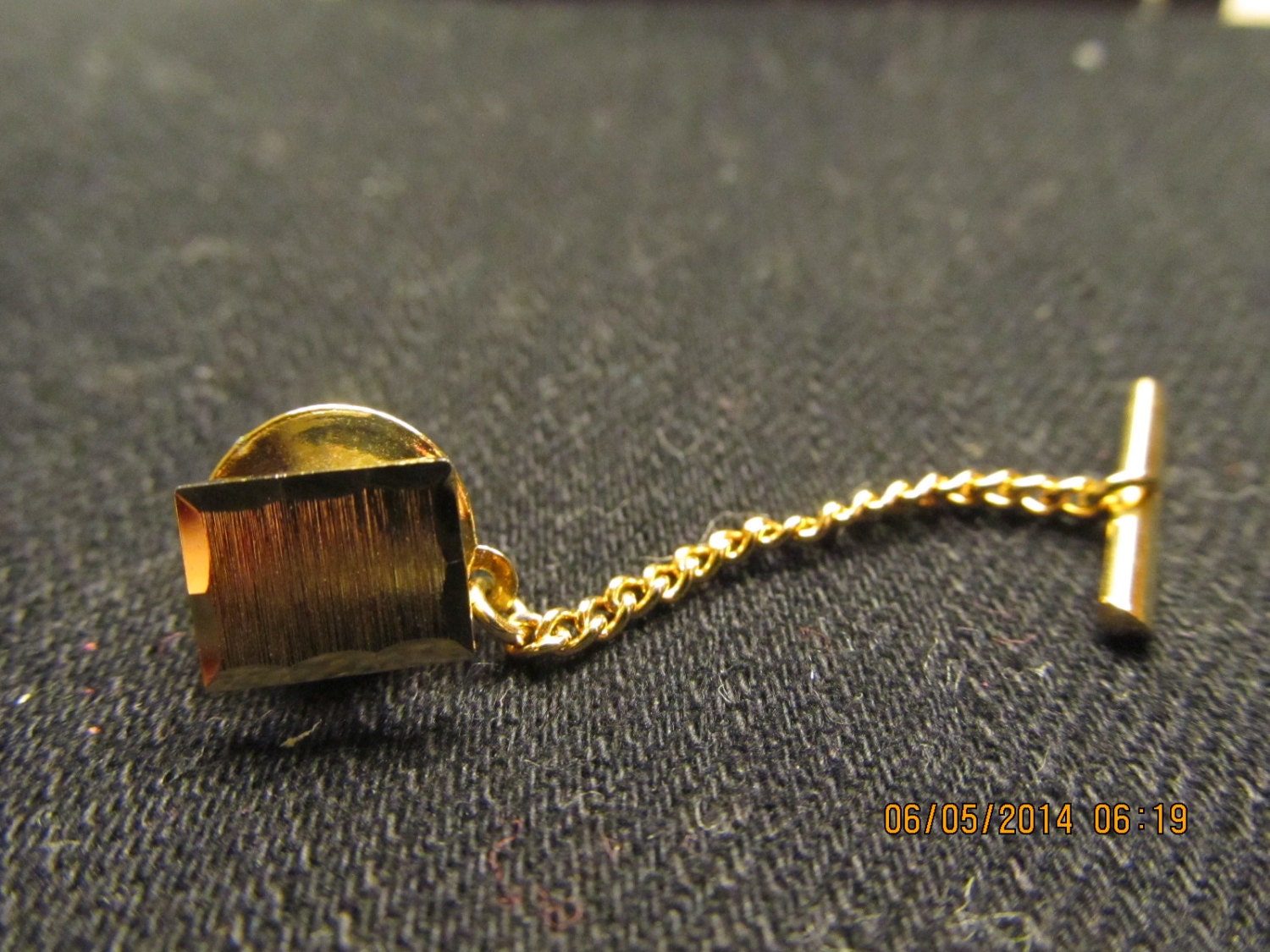 Tie Tack with chain. Lapel Pin, Scarf Pin. Haute Juice