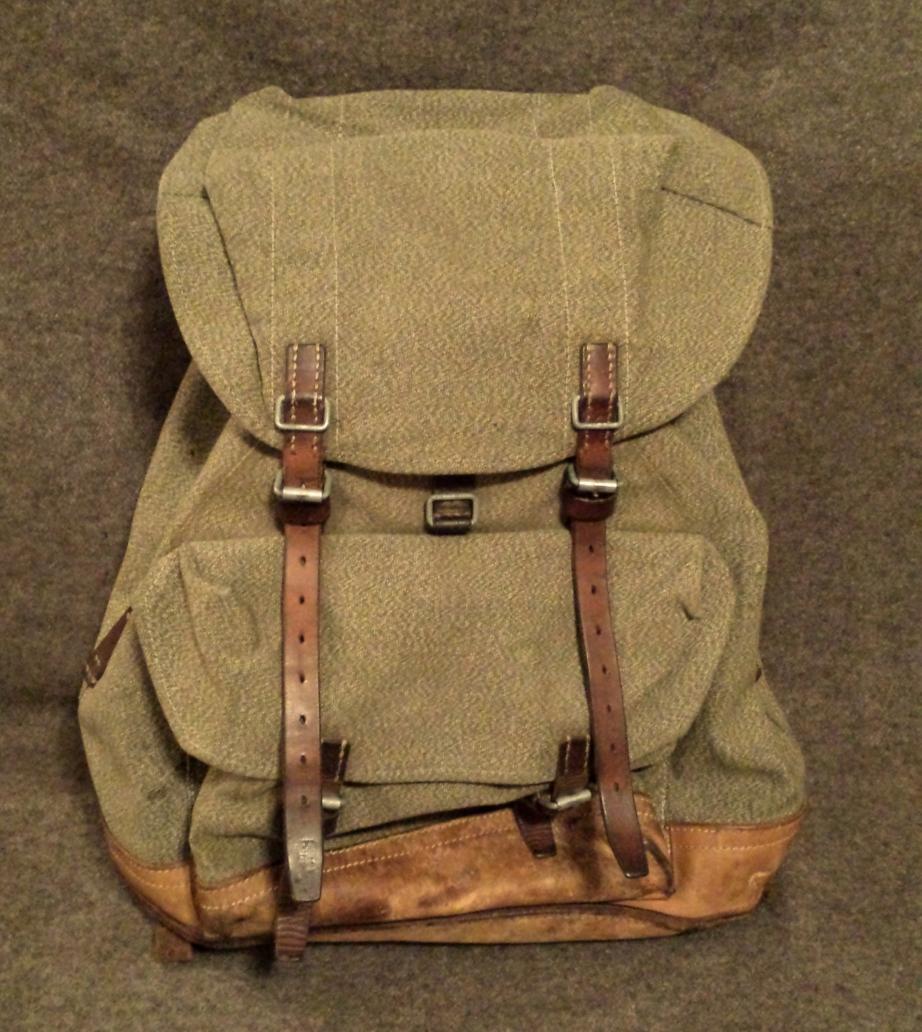 1965 Swiss Army Rucksack Vintage Military Salt & Pepper