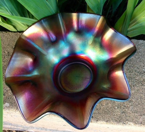 Vintage Purple Carnival Glass Small Ruffled by gidgetgoesvintage