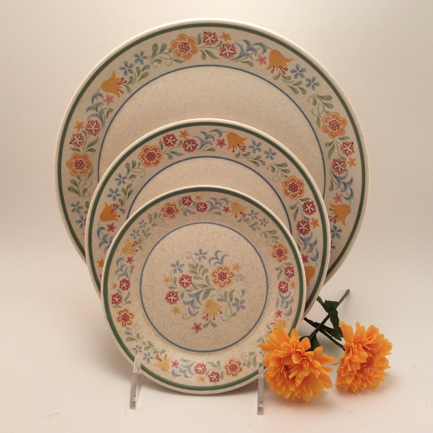 Lenox Quakertown Plates — Dinner Salad and Bread Yellow Flowers