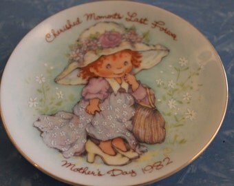 1982 Avon Mother's Day Pin Dish - Cherished Moments
