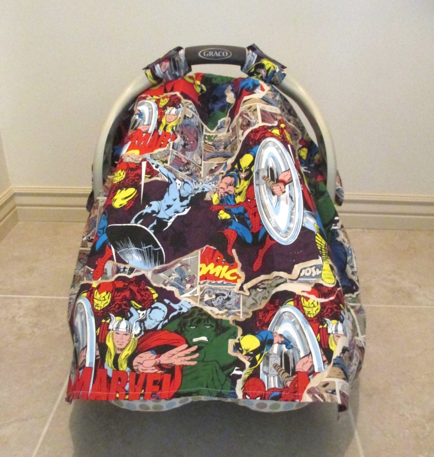 Reversible Marvel Character Print Car Seat Cover