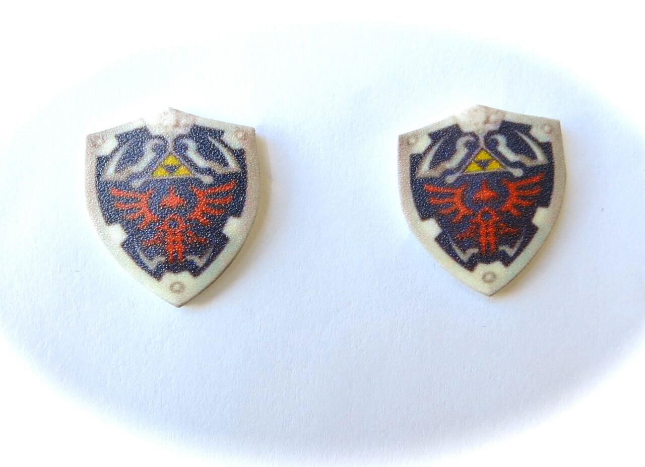 Legend Of Zelda Link Hylian Shield stud earrings