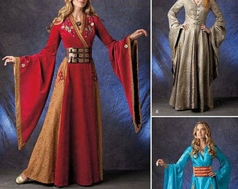Medieval Dress Sewing Pattern - Simplicity 1009 / 1487 - Misses' Costume Gown - US Sizes: 6 - 12 or 14 -22
