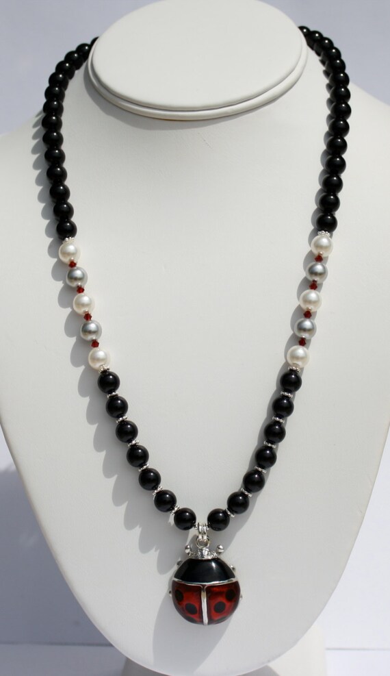 Ladybug Pendant Necklace Swarovski Pearls Black Red White