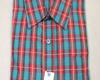 vintage 60's - 70's Men's -Bellcraft- long sleeve shirt. 'New Old Stock'. Super color - Tartan style plaid. Large