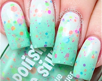 Minty Madness- -Color Changing Thermal Nail Polish: Custom-Blended Indie Glitter Nail Polish / Lacquer