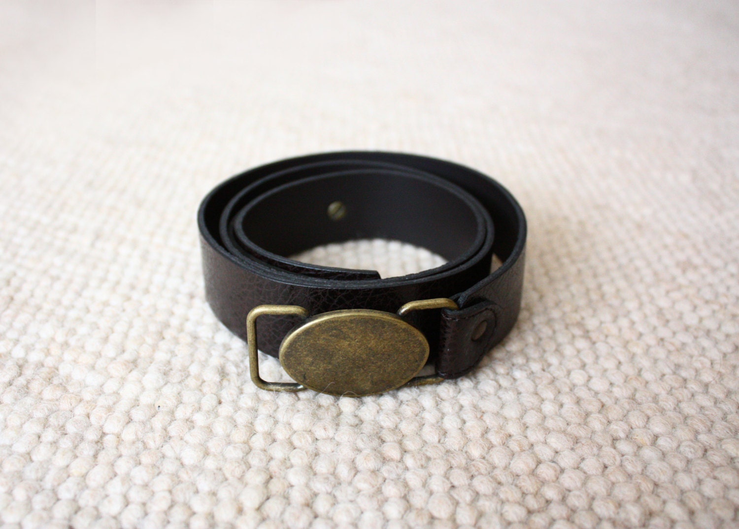 vintage leather dark brown belt tooled with metal buckle 70s – Haute Juice