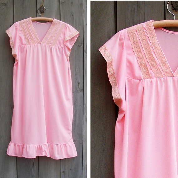 Items similar to Vintage nightgown - peach sleeveless nightie with ...