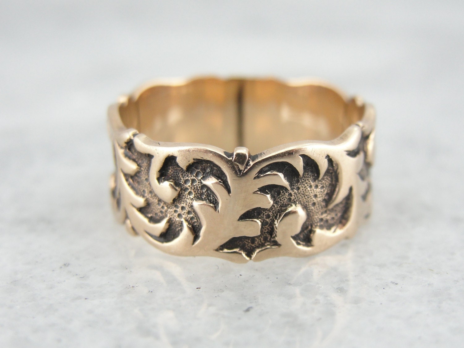 Antique Rose Gold Ladies Cigar Band Ring Victorian Era Leaf