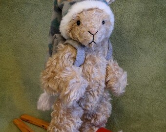 Bunny Rabbit pattern and Illustrated Instructions for Max Snowshoe, a 14.5" jointed Rabbit (downloadable PDF)
