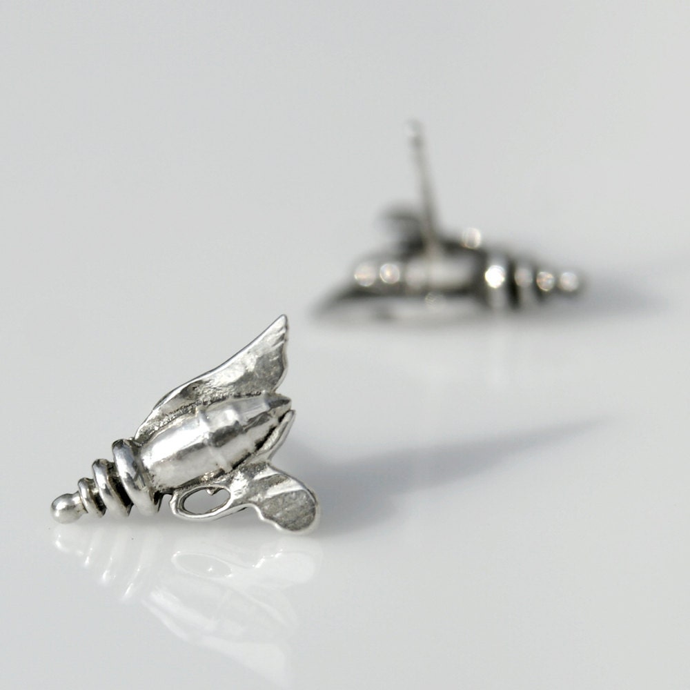 Little Ray Gun stud earrings ZAM zzzZAP by BixieStudiosJewelry
