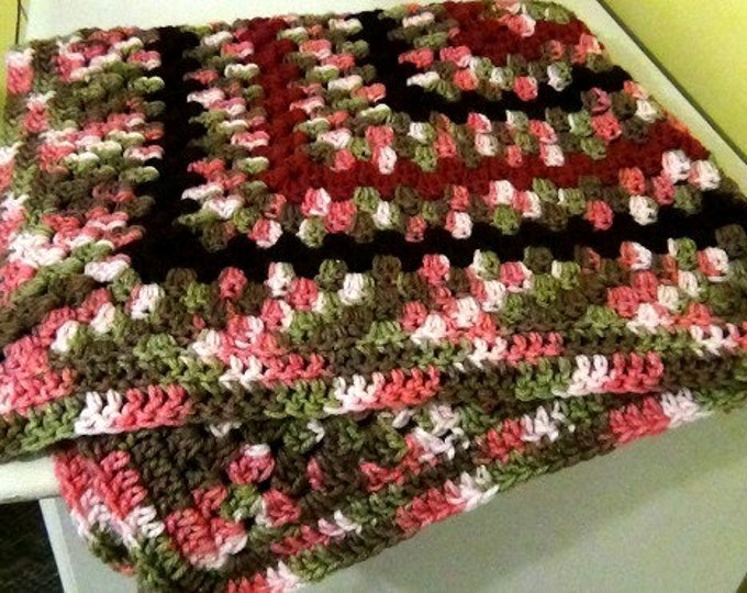 Crochet Throw Lapghan - Pretty Pink - Country Rose Granny