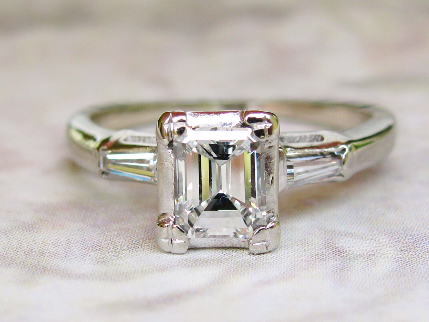 Vintage Engagement Ring 0.71ctw Emerald by LadyRoseVintageJewel