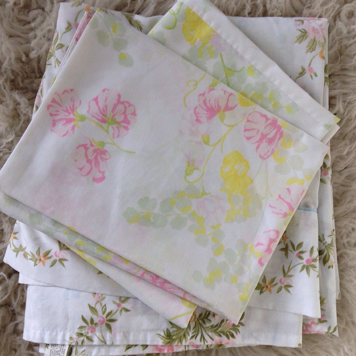 Vintage floral sheet set pillowcases and full flat by ...
