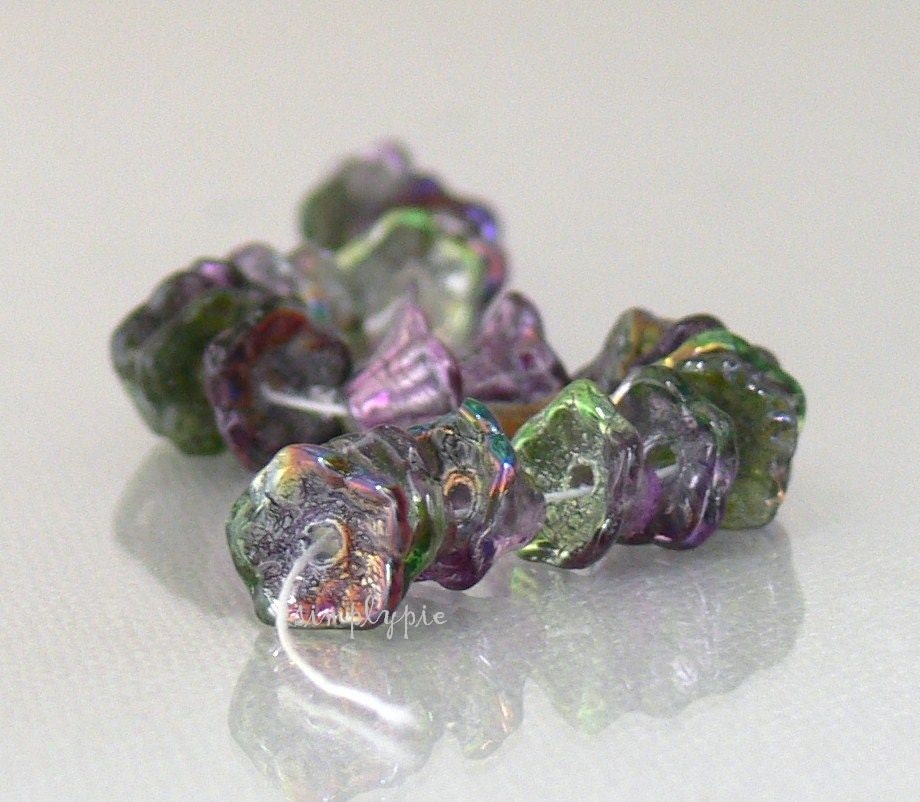 Magic Orchid Flower Cup Trumpet 20 Czech Glass Beads 7x5mm