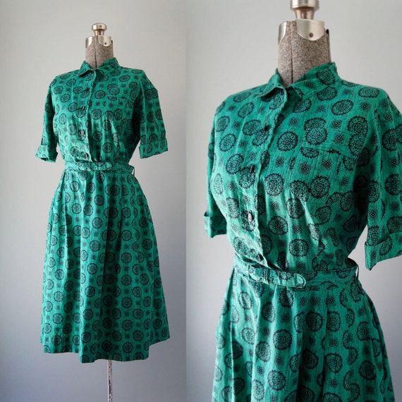 Items similar to Vintage 1950s Green Dress | 50s Cotton Emerald and ...