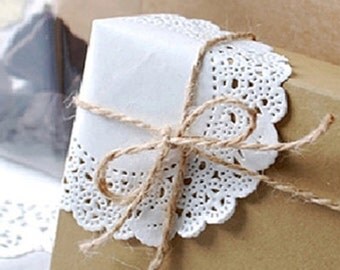 30 Romantic Ivy Lace Paper Doilies (4.5in)