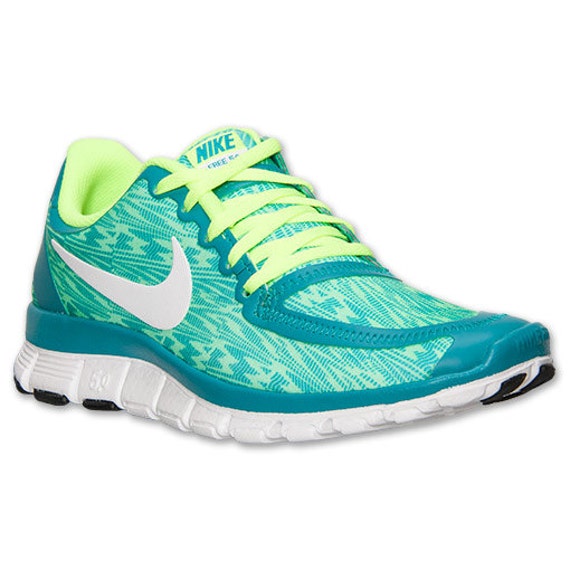 nike free trainer 5.0 v5 green