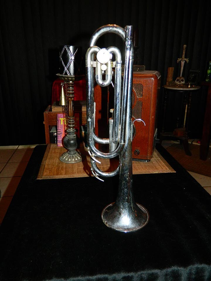 Unique Vintage Bugle SingleValve Field Trumpet Horn by