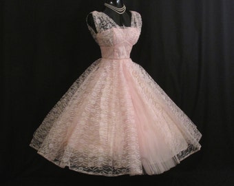 Vintage 1950's 50s Bombshell Baby PINK Lace Tulle Circle Skirt PROM Party Wedding Dress Gown