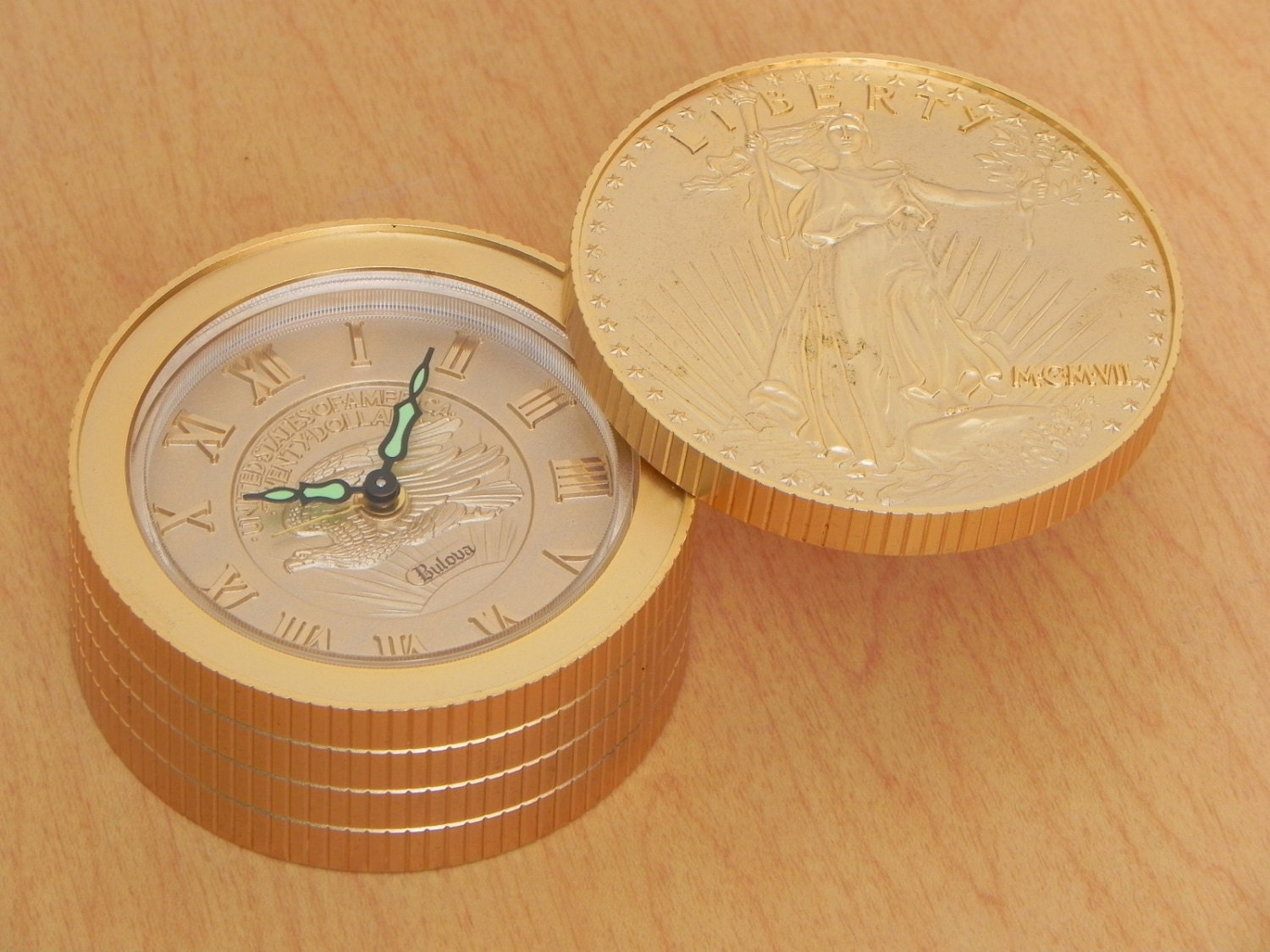 Bulova Gold 20 Dollar Coin Stack Desk Alarm Clock