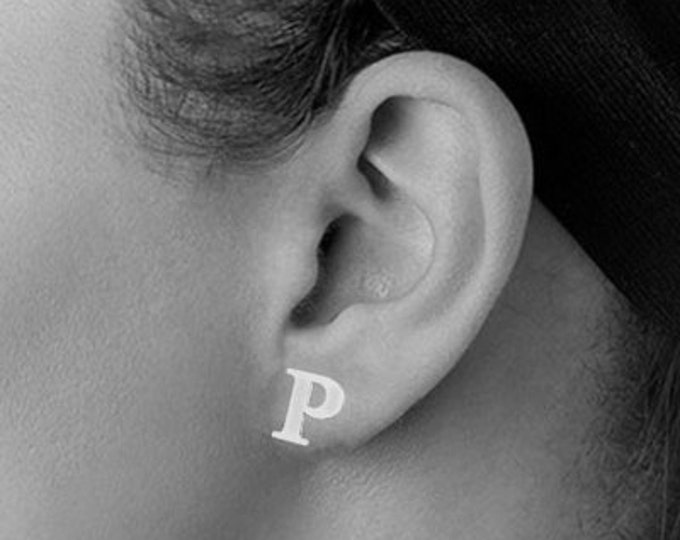 Letter earrings, stud earrings Personalized Earrings, silver earrings, monogram earrings