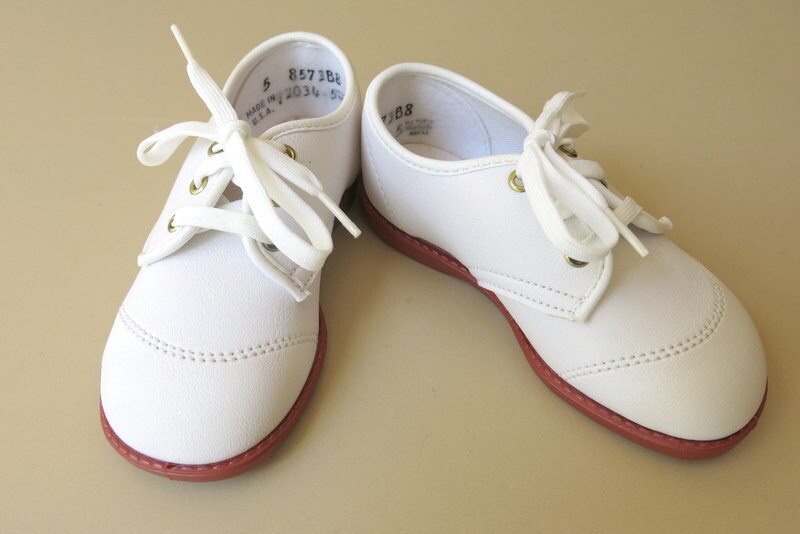 Vintage White Oxford Boys Shoes 288 by ShurleyShirley on Etsy