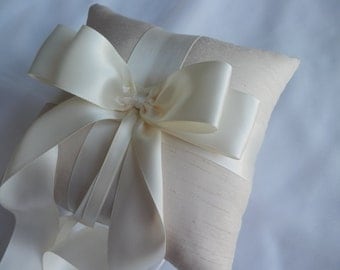 Silk Ring Pillows, Ring Pillow, Silk Pillows, Elegant Ring Pillows
