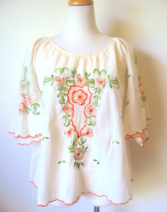 Vintage 70s Embroidered Peasant Blouse