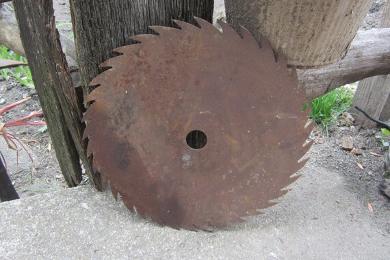 Very Large Old Fashion Saw Blade Saw Mill Circular Saw Blade