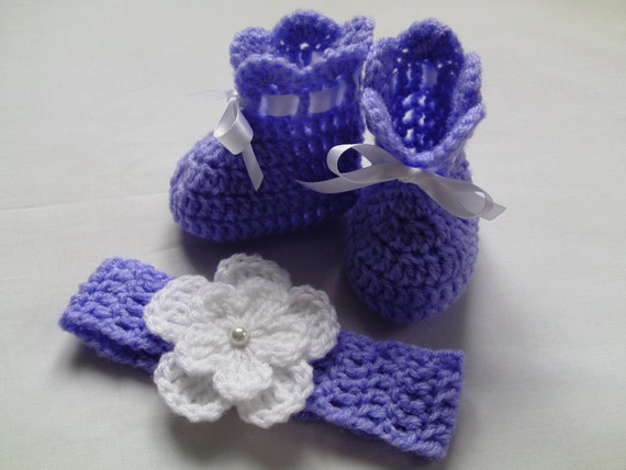 Items similar to SALE Crochet Baby Booties and Headband Girl Gift Satin ...