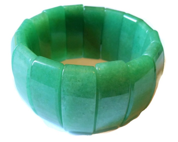 FREE SHIPPING Green Aventurine bracelet carved chunky stretch vintage