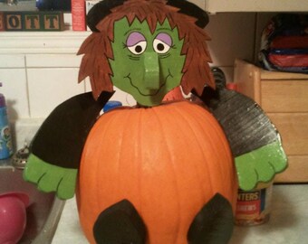 Items similar to Halloween Decoration Pumpkin Spooky Jack O Lantern ...