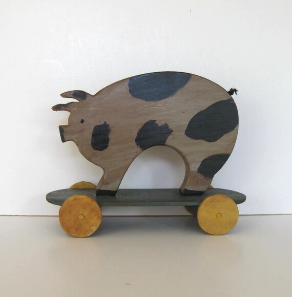 Vintage Wooden Pig toy, Primitive Folk Art, Home decor, Nursery, Farmhouse
