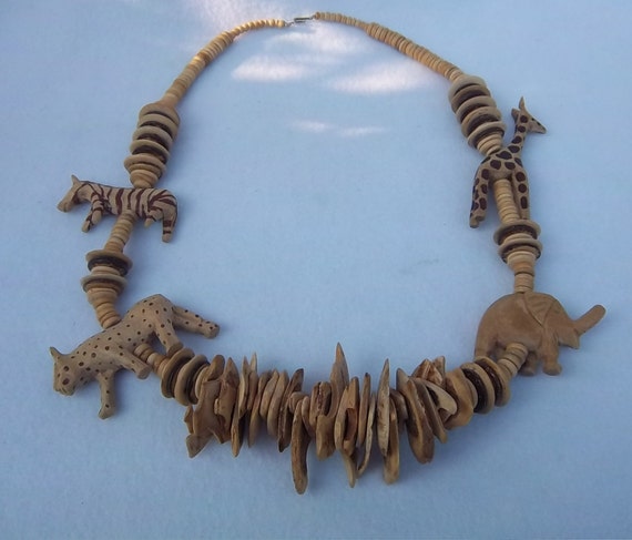 Jungle Safari Vintage Wood Bead Wild Animals African Tiki