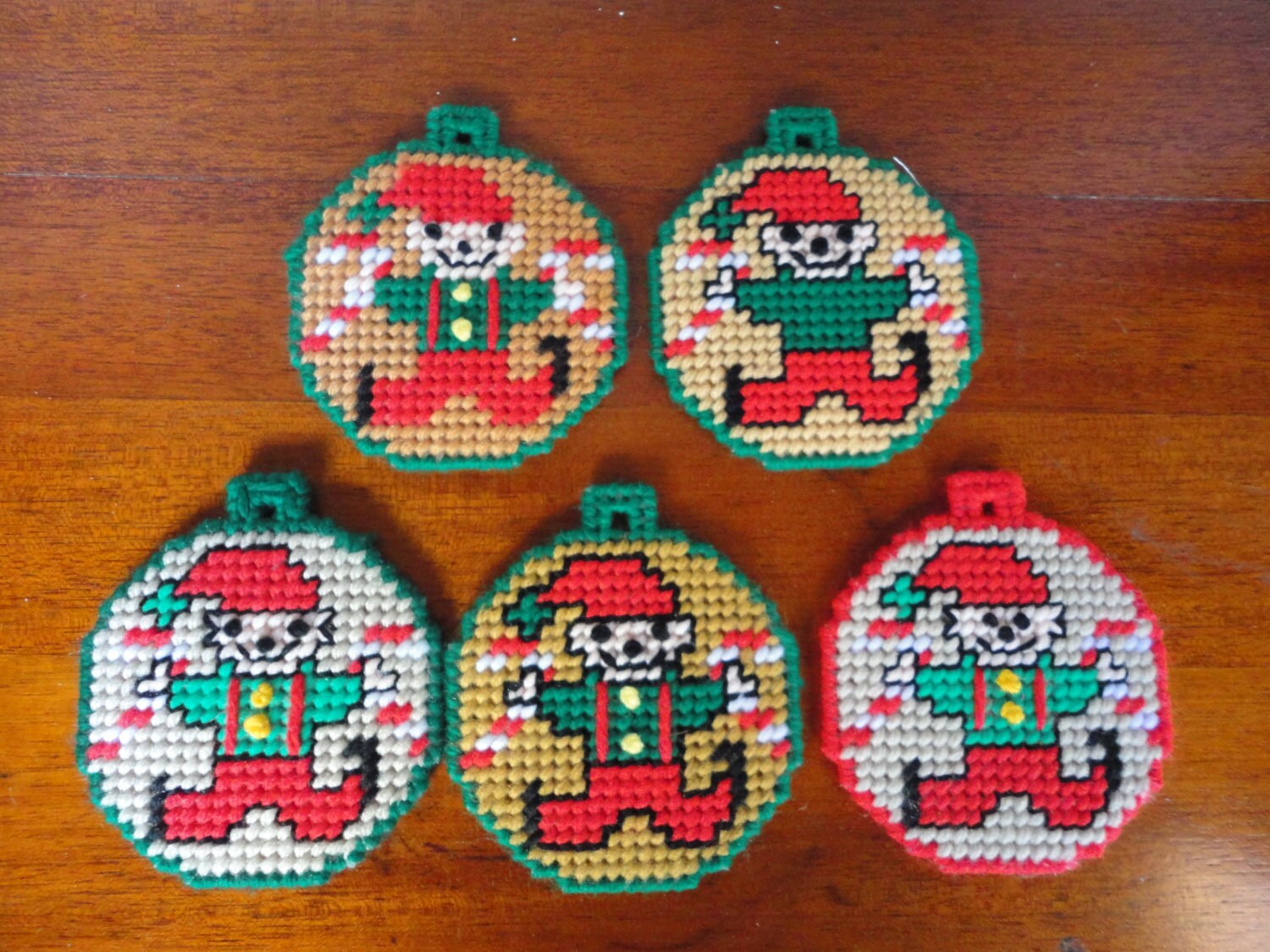 Vintage Five Small Handmade Round Plastic Canvas Christmas