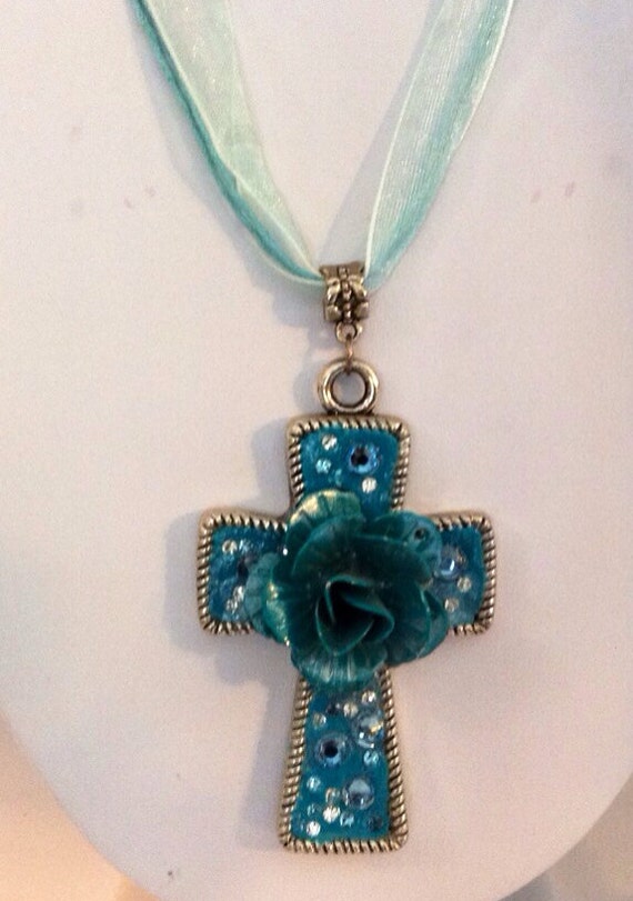 Items similar to cross necklace on Etsy