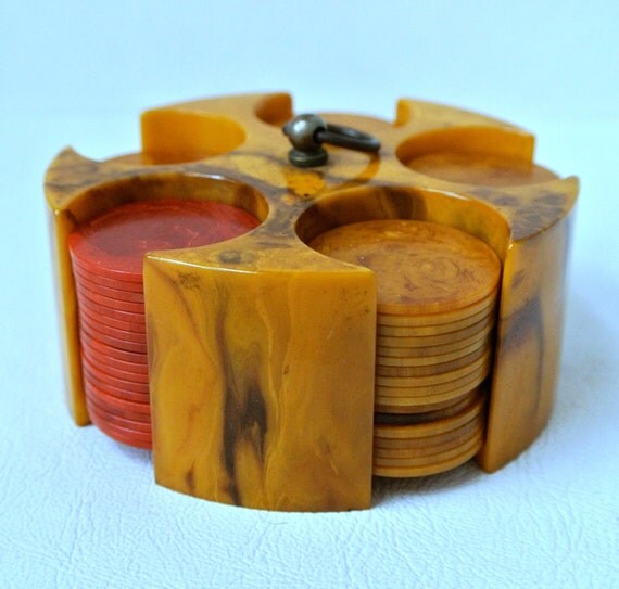 Vintage Rare Minature Bakelite Poker Chip Holder Caddy Set