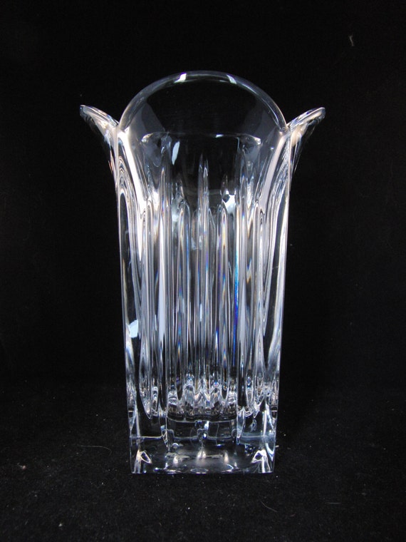 Genuine lead crystal vase shaped like a flower