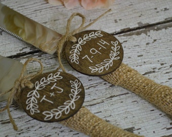 burlap wedding cake knife, laurel wreath wedding cake cutting set, rustic reception decor, country reception decorations