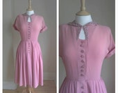 1940's rose pink , day dress, WW2 , Crepe,vintage dress, lace , tea dress,app size 10 , By dotty's Vintage on etsy