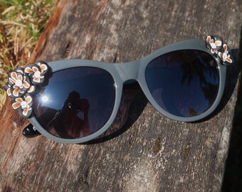 Gold and Grey Flower Sunglasses
